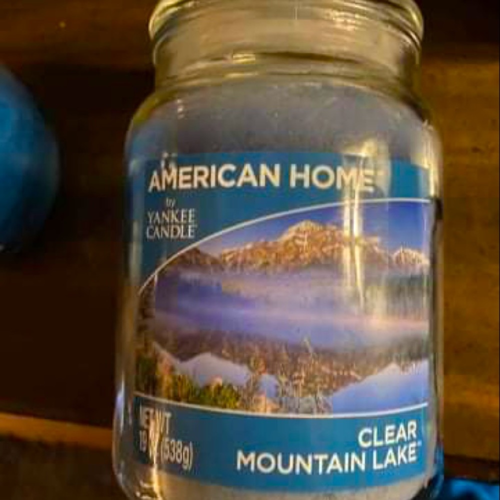 Never used Yankee Candle. I also have multiple other scents, just message me!